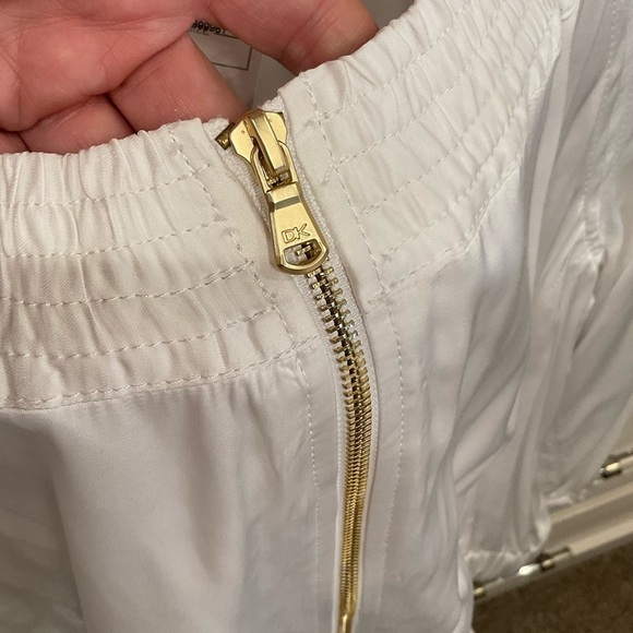Donna Karan white silky bomber style jacket. Brand New with tags! - Picture 5 of 9